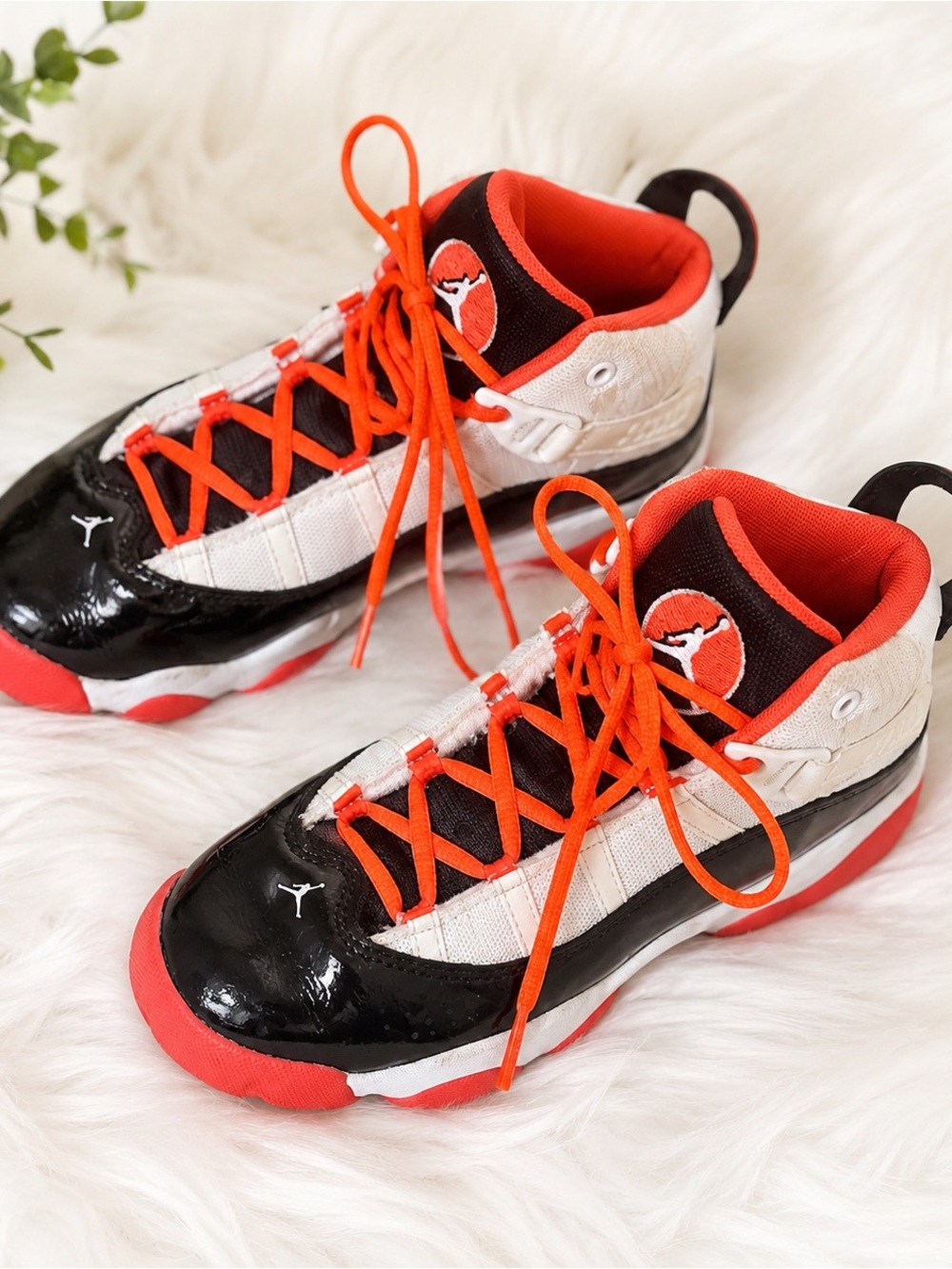 Nike Air Jordan 6 Rings White Black Orange Sneakers Kids Size 2Y